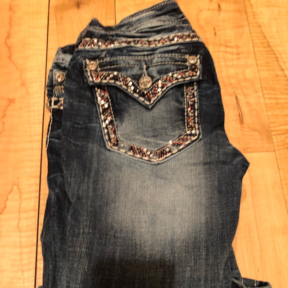 Jeans - Picture 2 of 3